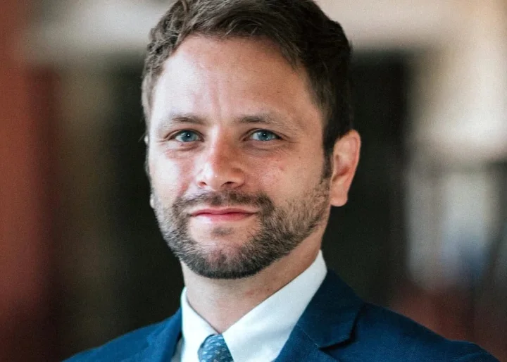 Dr Owen Strachan